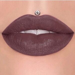 NIB Jeffree Star Velvet Lipstick in Shade Mouse Trap Limited Edition!💜